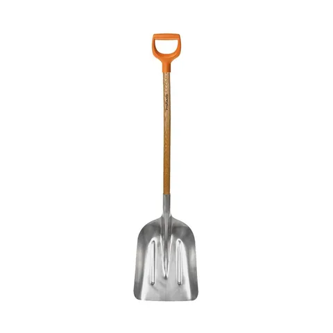 Alumiiniumkühvel Fiskars lume ja vilja jaoks