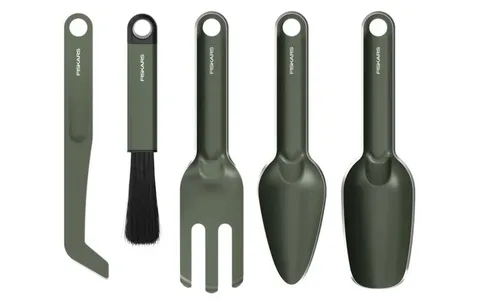 Metallist istutustööriistade komplekt Fiskars Plant Care, 5 tk